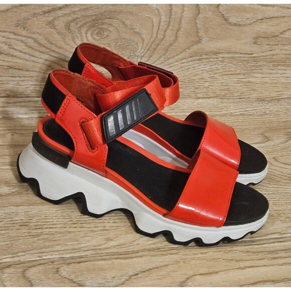 Sorel Kinetic Leather Wedge Sport Sandals Signal Red Womens Size 8.5 Open Toe - Picture 2 of 8